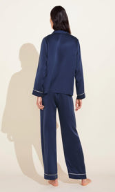 Model wears Gisele TENCEL™ Modal Rib Relaxed Short PJ Set in Graphite.