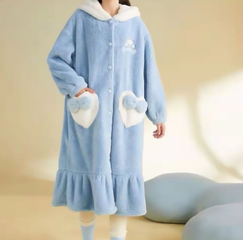 Autumn winter coral velvet cartoon nightgown Girl sweet cute student Thickened strawberry bear nightdress plush nightgown